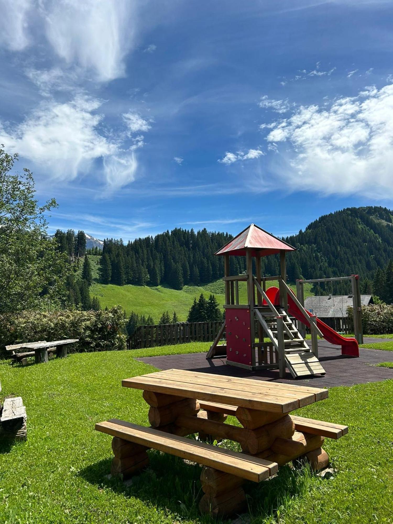 Alpage Immo Location Service Champoussin Exteriér fotografie